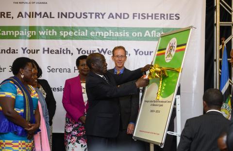 Vice President of Uganda Launches Aflatoxin Campaign